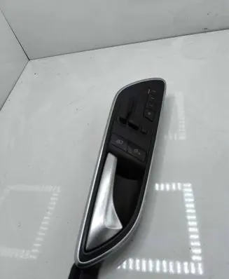 Mercedes-Benz GLA W156 X156 Seat control switch A2469050351 10091441