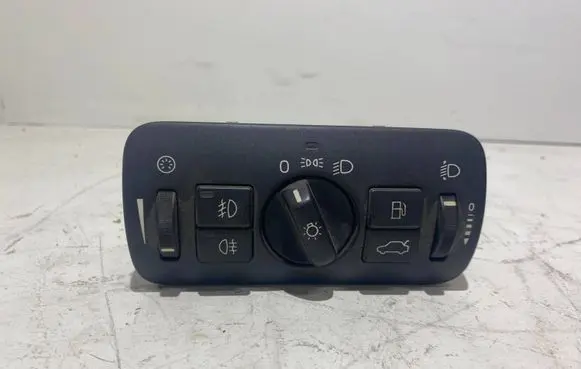 Volvo V70 Light switch 30739415