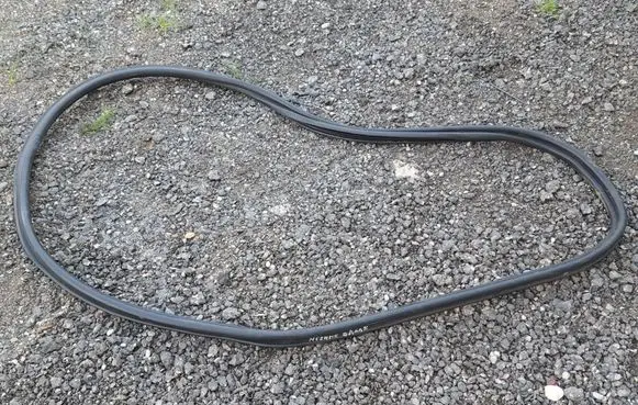 Renault Megane E-Tech Trunk rubber seal (body) DSV