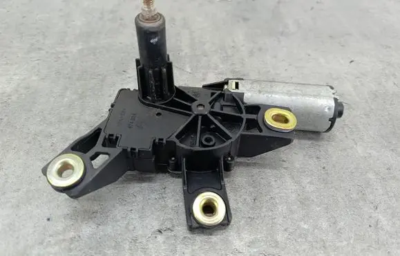 Mercedes-Benz A W168 Rear window wiper motor 1688200442