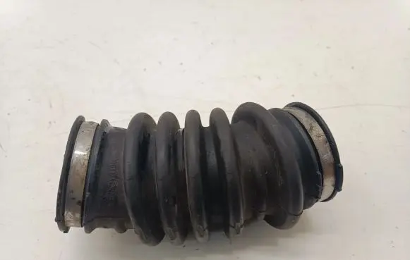 Volvo V60 Air intake hose/pipe 1051668S01 BG919C623CB