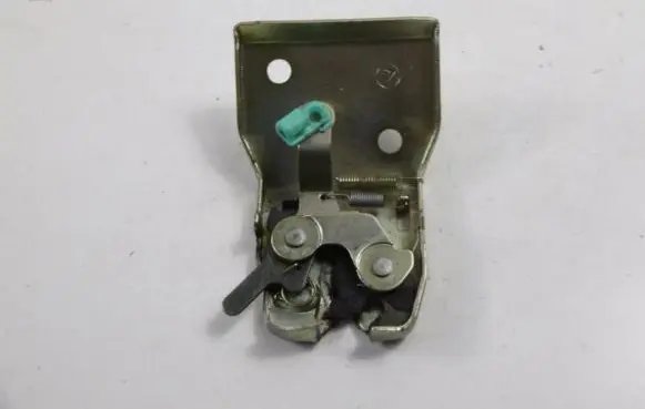 Subaru Legacy Tailgate/trunk/boot lock/catch/latch