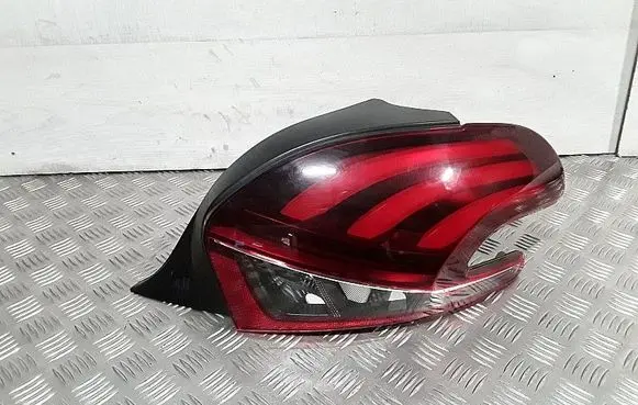 Peugeot 208 I Rear/tail lights 9810430580
