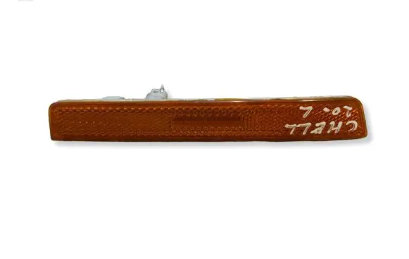 Dodge Challenger Front reflector 68195789AB