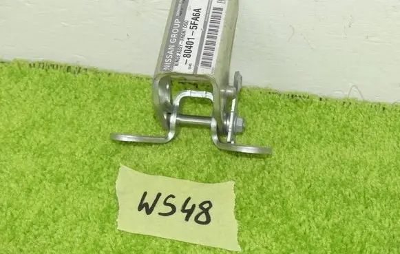 Nissan Micra K14 Front door hinge set 80401-5FA6A
