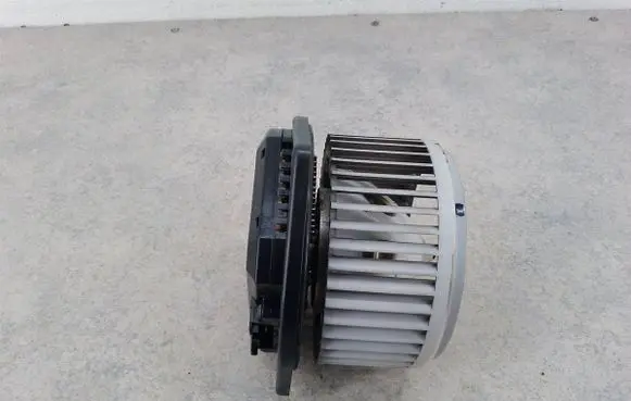 Infiniti EX Heater fan/blower 3V17330352