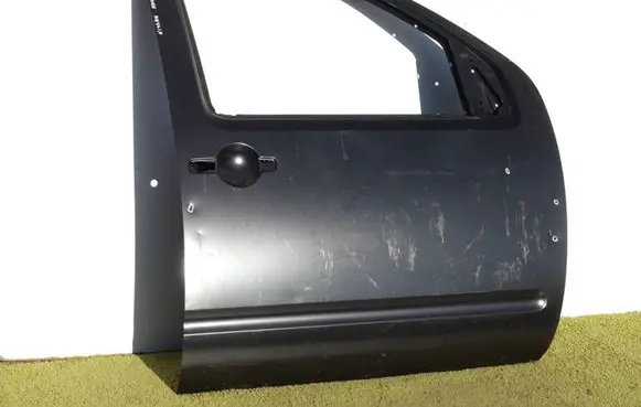 Nissan Pathfinder R51 Front door h0100-5x0mb
