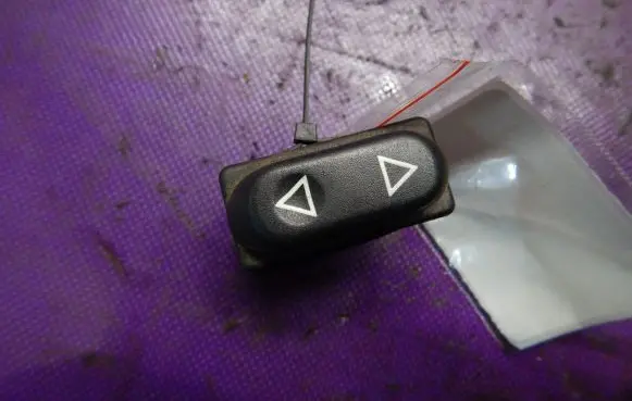 Mercedes-Benz 306 Quarter vent window switch 