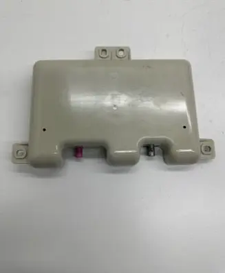BMW 6 F06 Gran coupe Aerial antenna amplifier 9206865 28211833 13600211