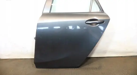 Mazda 3 II Rear door