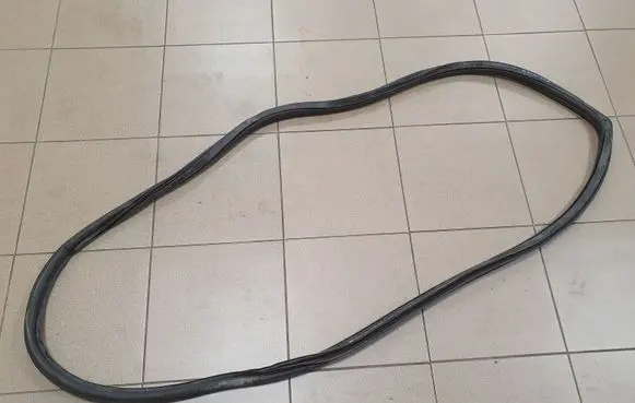 Audi Q2 - Front door rubber seal 81A831721B