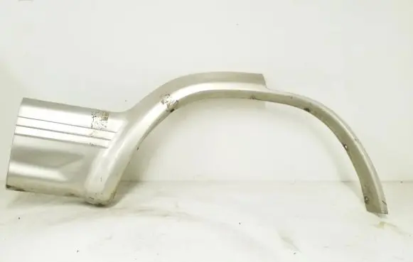 Mitsubishi Pajero Rear arch trim MB679796