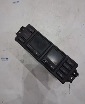 Audi A3 S3 8L Climate control unit 8L0820043D