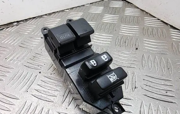 Toyota Yaris Electric window control switch 192831