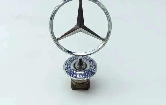 Mercedes-Benz CLK A209 C209 Manufacturer badge logo/emblem 