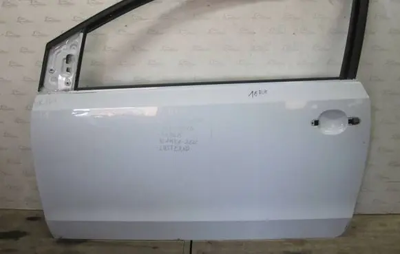 Volkswagen Up Front door 