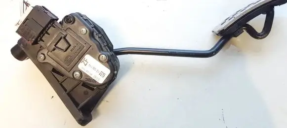 Opel Zafira B Accelerator throttle pedal 13125114 13125114zf