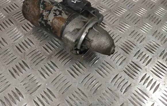 Mercedes-Benz E W210 Starter motor 0001108003
