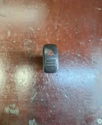 Opel Frontera B Hazard light switch HD24 M16328