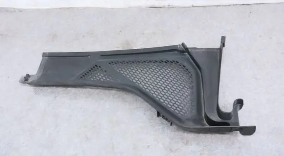 BMW X6M F86 Wiper trim 9245593 64319245593