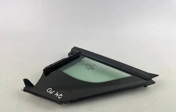 Audi Q4 e-tron Front triangle window/glass 89A845114