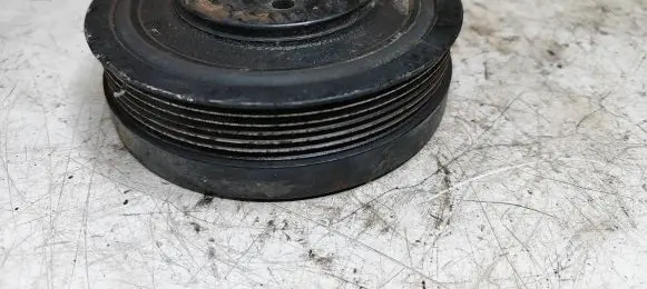 Volkswagen Polo IV 9N3 Crankshaft pulley 045105243B