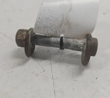 Mercedes-Benz C W203 Rear suspension camber bolt 