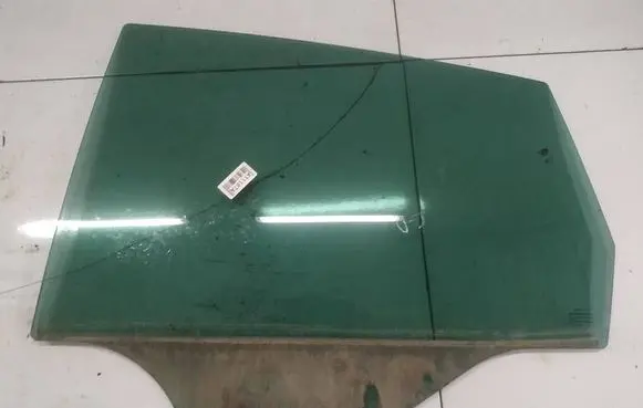 Seat Altea Rear door window glass AS3