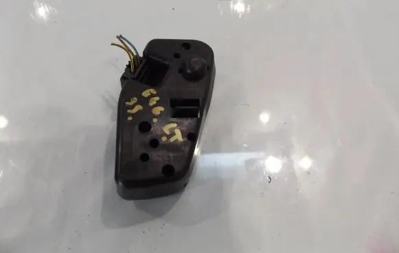 BMW 3 E46 Tail light bulb cover holder
