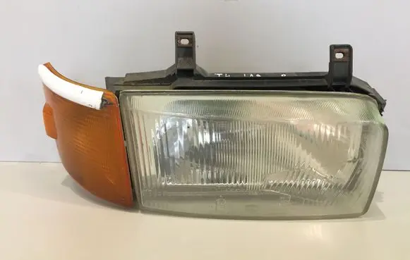 Volkswagen Transporter - Caravelle T4 Headlight/headlamp 7R0144438