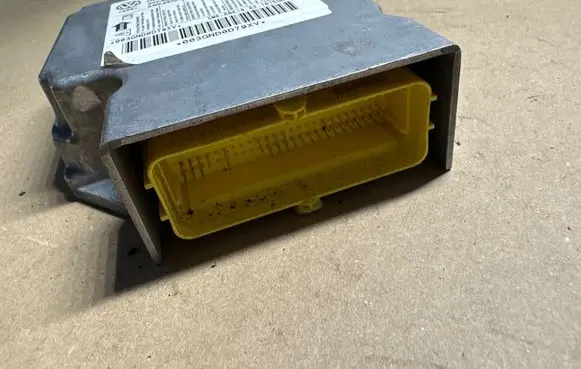 Audi A4 S4 B8 8K Airbag control unit/module 8R0959655E 5WK44113
