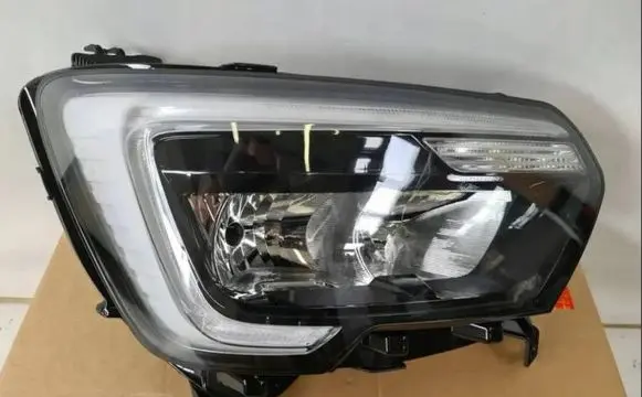 Renault Master III Headlight/headlamp 260105567R