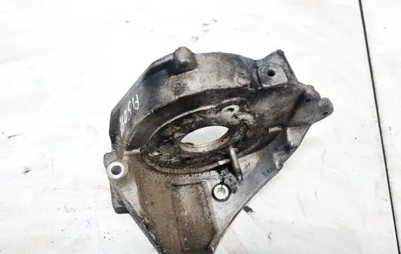 Citroen Xsara Engine mounting bracket 96389217