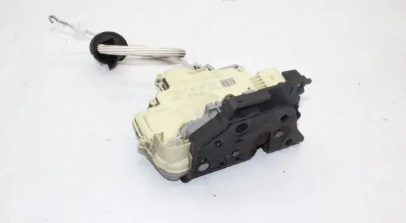 Audi Q7 4L Front door lock 3C2837016A