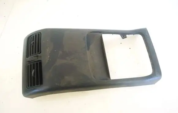 Nissan X-Trail T31 Dash center air vent grill 687944p000