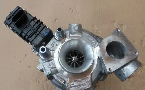 BMW X1 U11 Turbo 845369-4