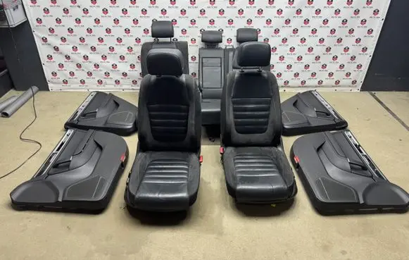 Volkswagen Touareg II Interior set