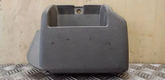 Volkswagen Transporter - Caravelle T4 Front trunk storage compartment 701863057