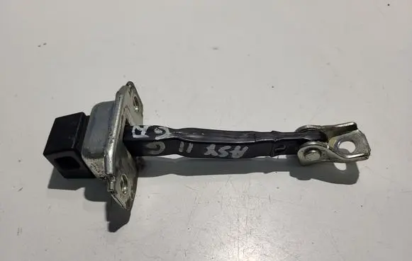 Mitsubishi ASX Rear door check strap stopper