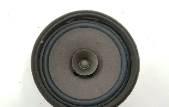 Citroen C-Crosser Rear door speaker 8720A017