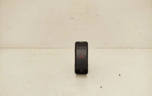 Suzuki Ignis Hazard light switch
