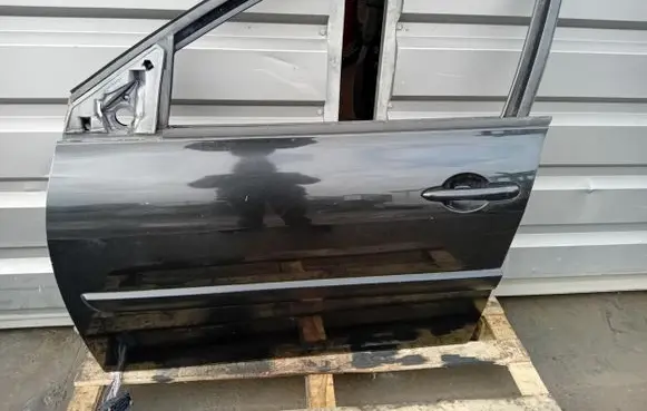 Renault Megane II Front door