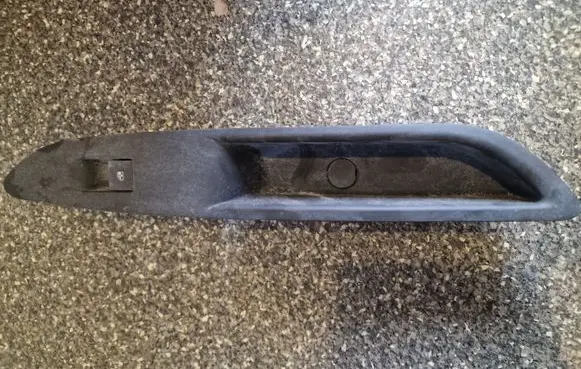 Buick Encore I Electric window control switch