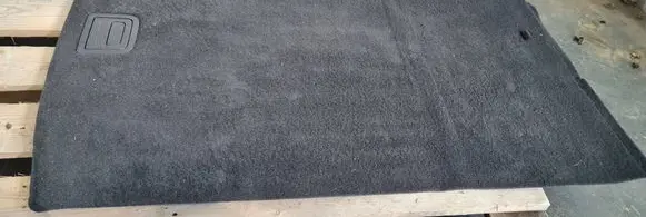 Trunk/boot floor carpet liner