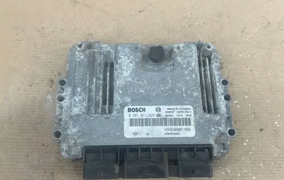 Opel Vivaro Engine control unit/module 0281011529 1039S10914 8200546983