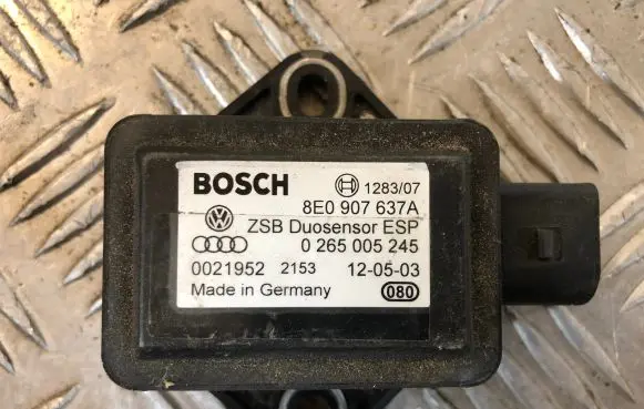 Audi A4 S4 B6 8E 8H ESP acceleration yaw rate sensor 8E0907637A 0021952 0265005245