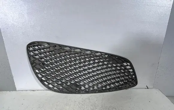 Mercedes-Benz E W212 Front bumper lower grill A2128850224