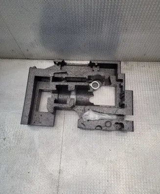 Volvo V40 Cross country Tool box 31317560