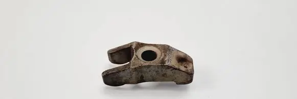 Volkswagen PASSAT B5 Fuel Injector clamp holder 