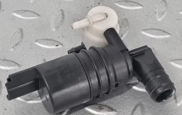 Peugeot 3008 I Windscreen/windshield washer pump 9643447980
